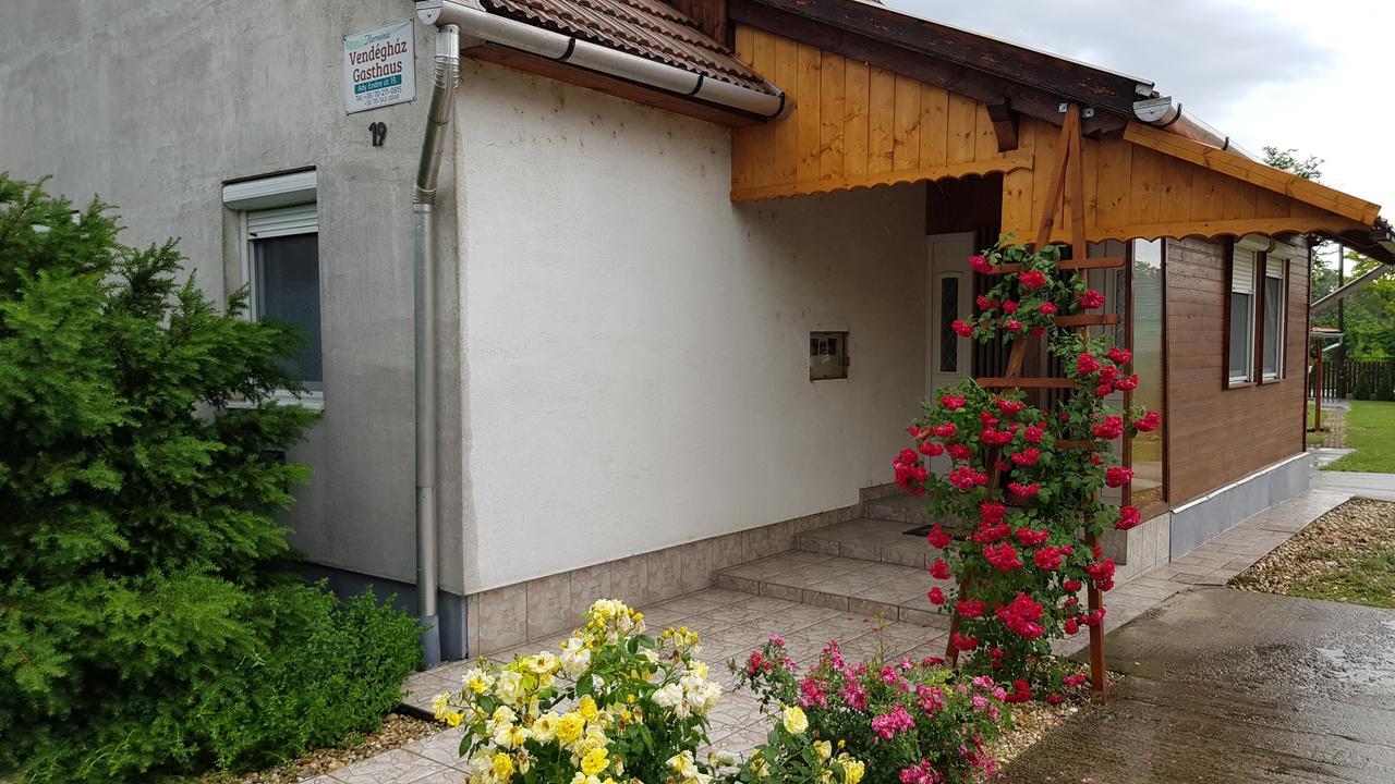 Harmónia Vendégház Poroszlo Exterior foto
